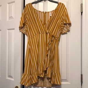 Striped white and mustard yellow dress size XL